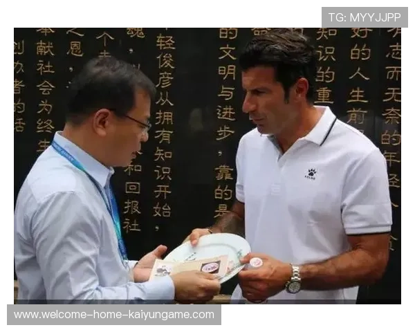 传奇归队：退役巨星回归幕后担任顾问引热议